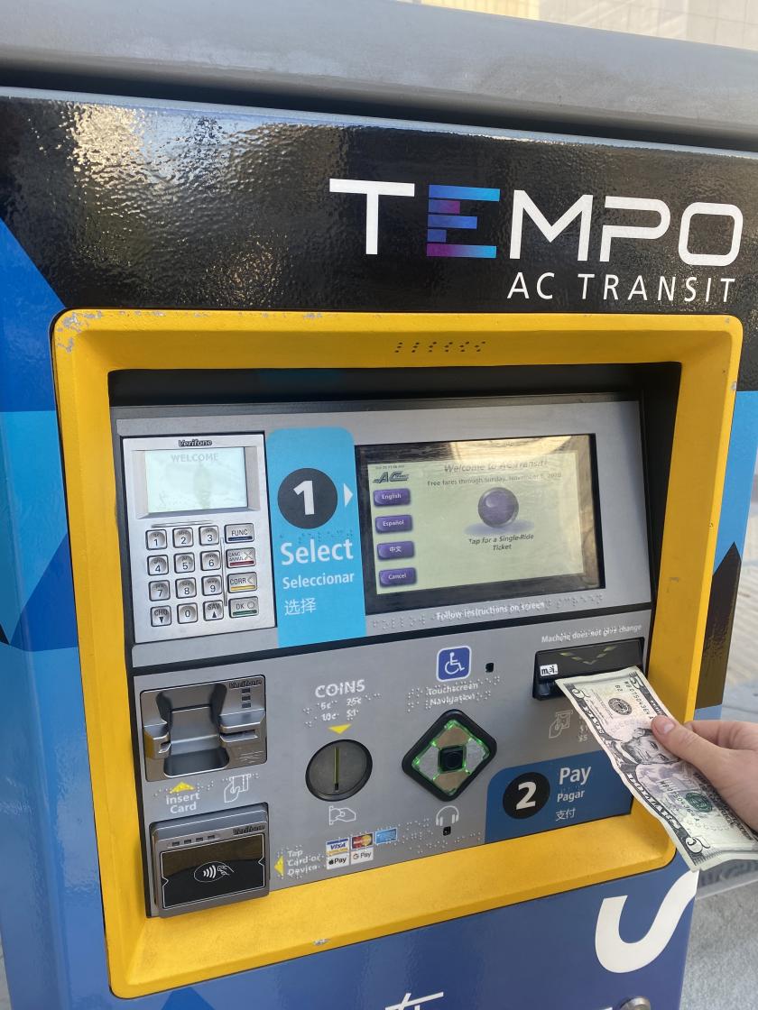 Paying cash fare at Tempo